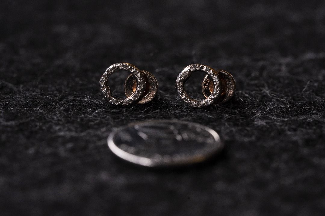 Riva diamond shop circle stud earrings