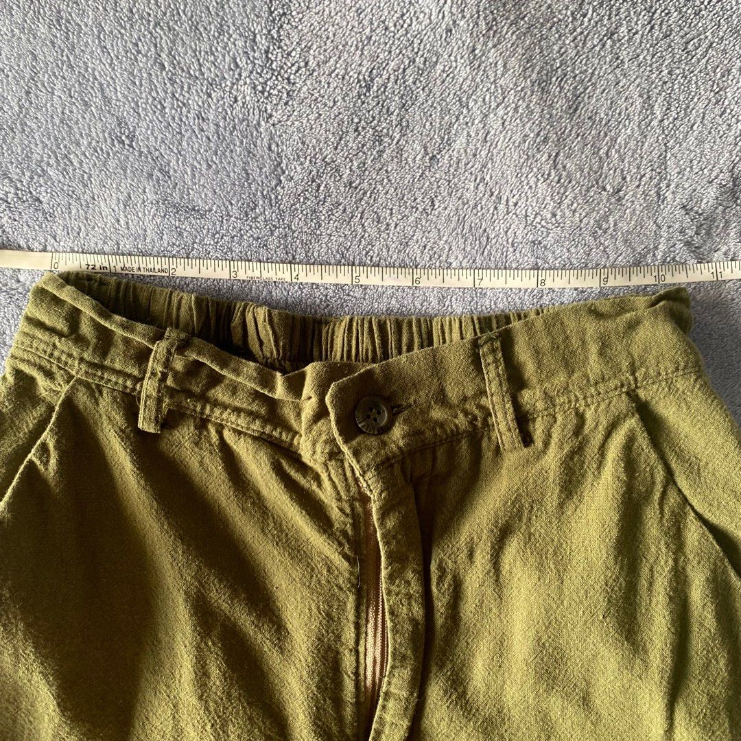 Green Linen Cargo Pants (Category: Other Bottoms) located in Manila. Submitted by bdgdeclutters (Listing ID 1282308639, Image 3). Description: Garterized at the back.