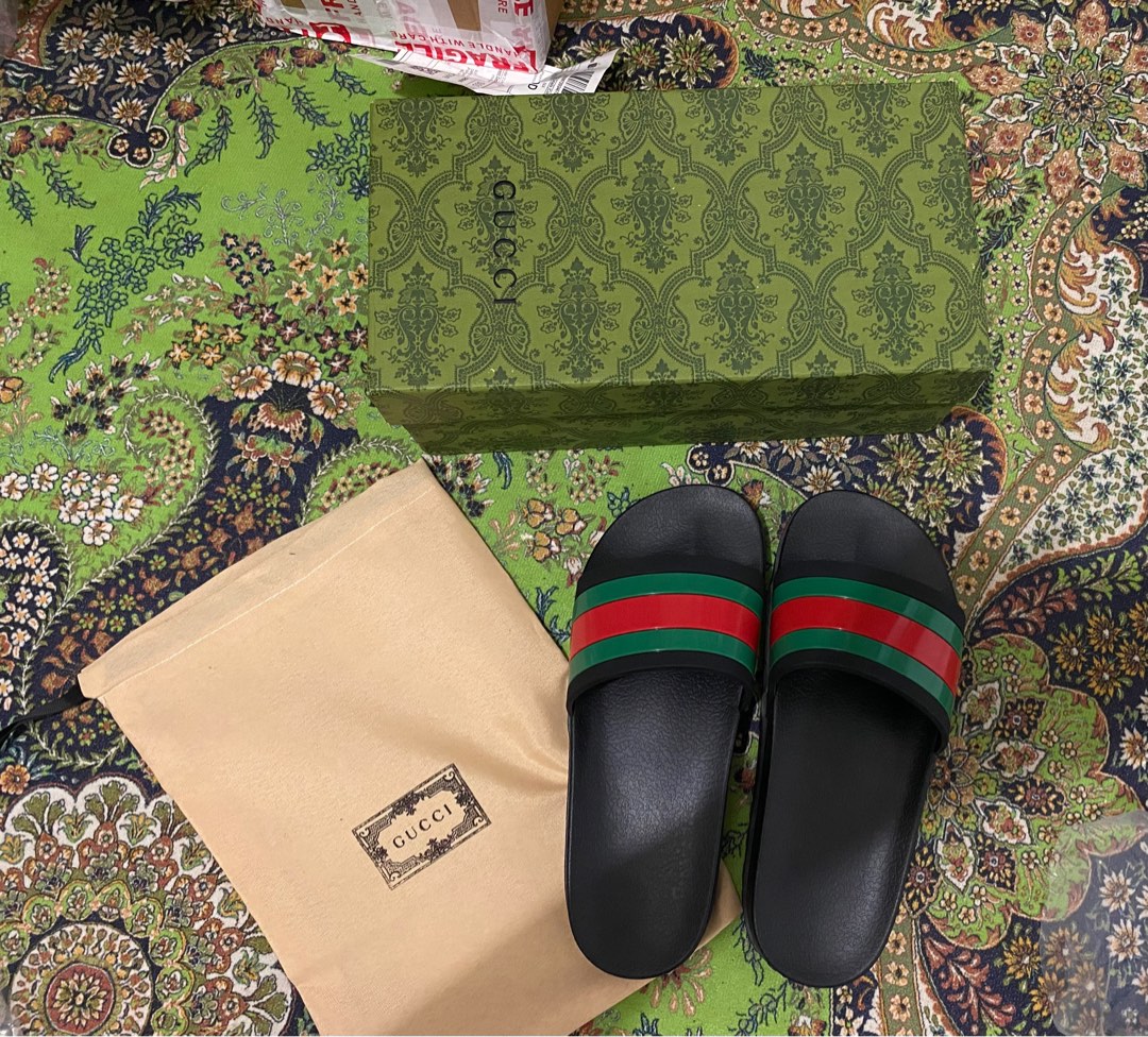 Gucci slides clearance with bumble bee