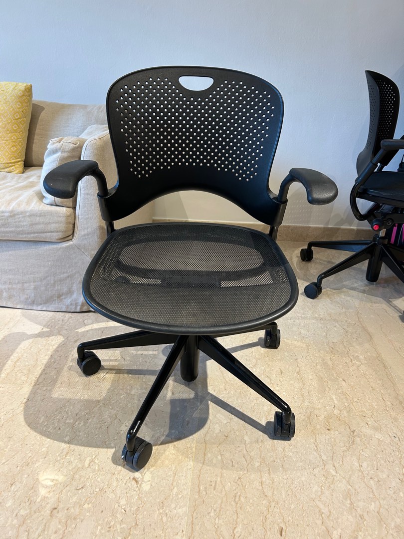 Herman miller caper multipurpose chair, Furniture & Home Living, Furniture,  Chairs on Carousell