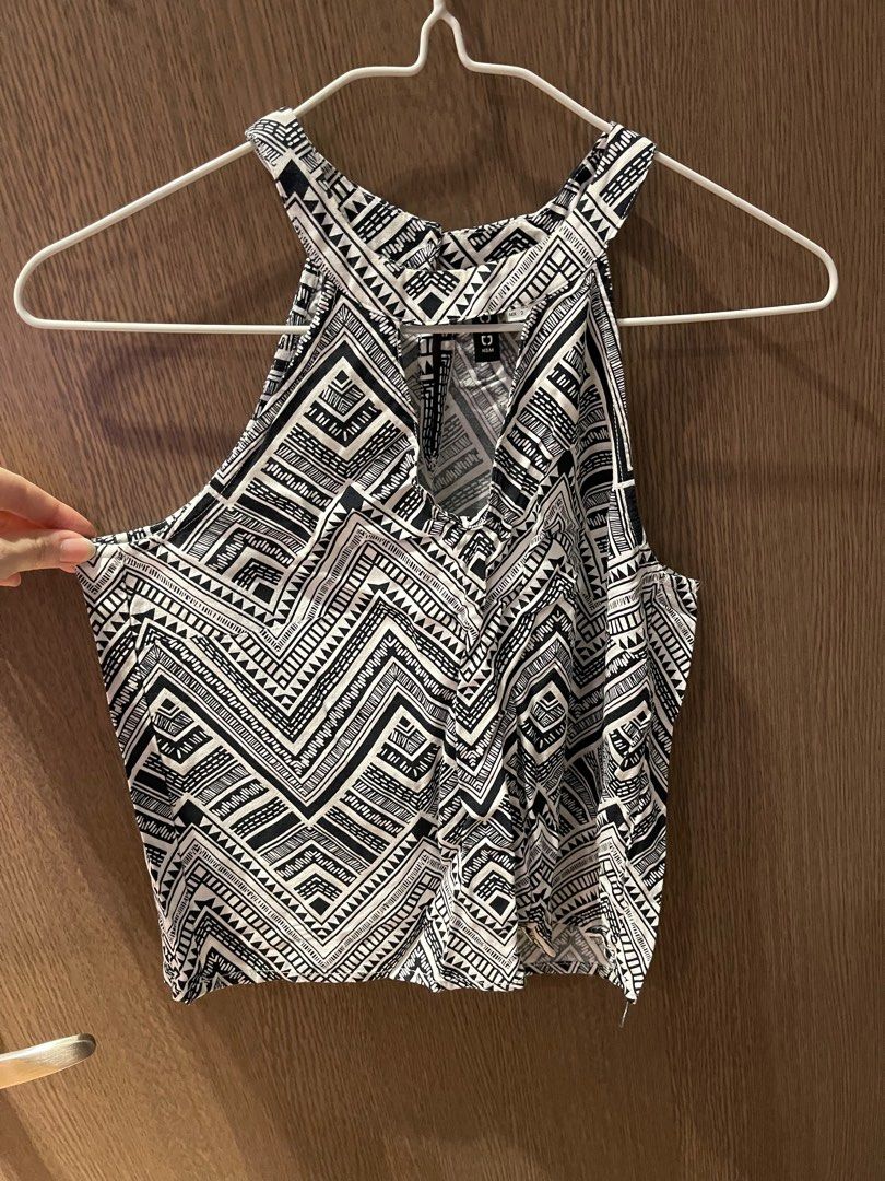 H M Halter Top Women s Fashion Tops Sleeveless on Carousell