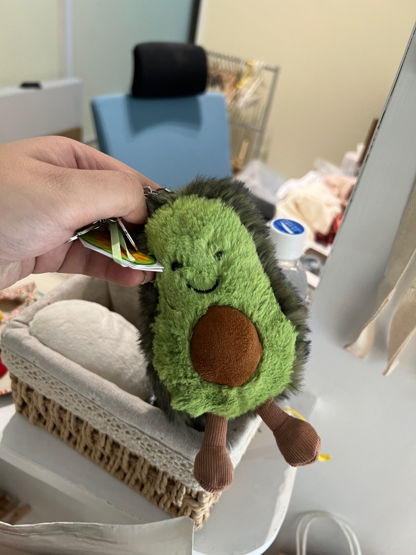 Jellycat avocado keyring 2025