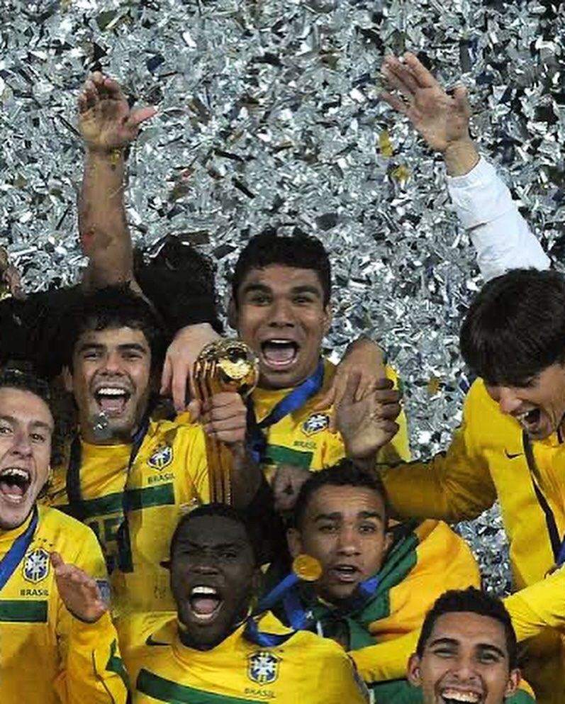 BRAZIL 2011 2012 HOME SHIRT BRASIL JERSEY FOOTBALL SOCCER NIKE 405504-703  XXL