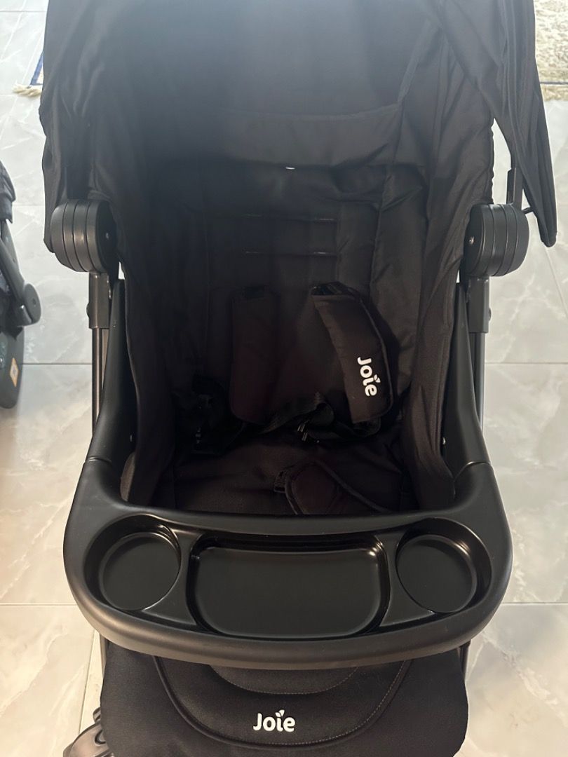 Joie car sales seat travel bag