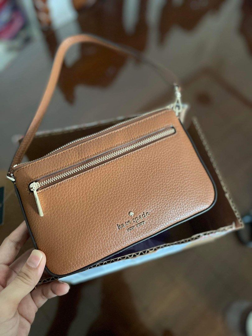 Kate Spade Leila (Category: Luxury Bags & Wallets) located in Caloocan City. Submitted by patriciaacas (Listing ID 1282249632, Image 3). Description: Brand new Bought for 3,990 RFS: Decluttering.