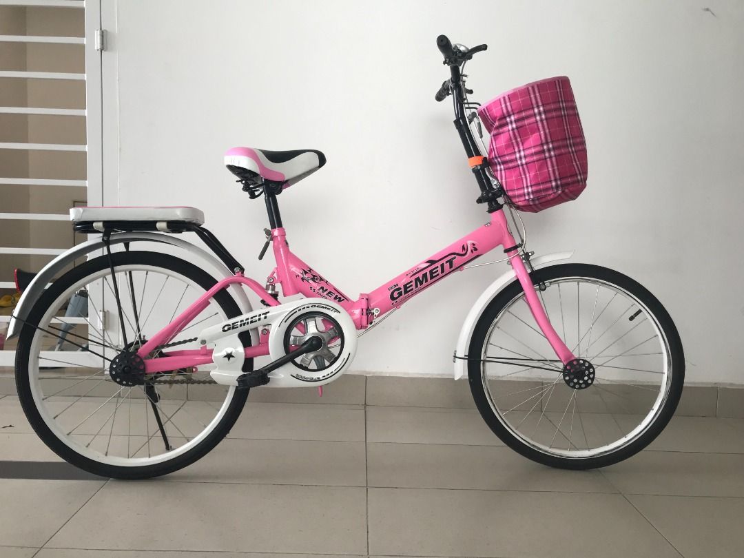 LADIES GIRLS folding Bike 22 inches Lightly Used Sports Equipment