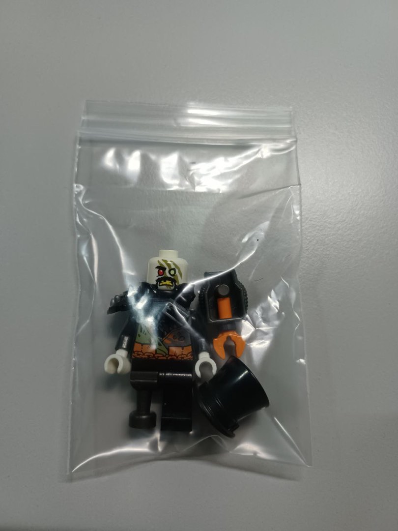 Lego iron baron minifigure store