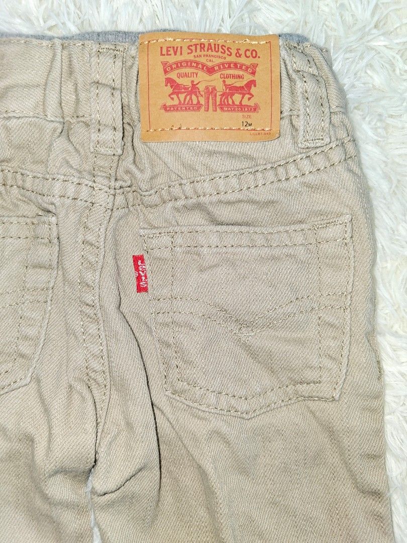 Levis 514 velours outlet