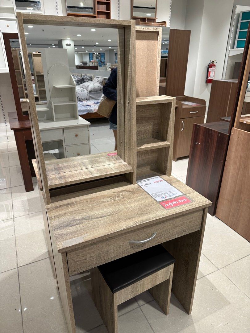 Mandaue Foam Dresser with Stool Almost Brand New, Furniture & Home