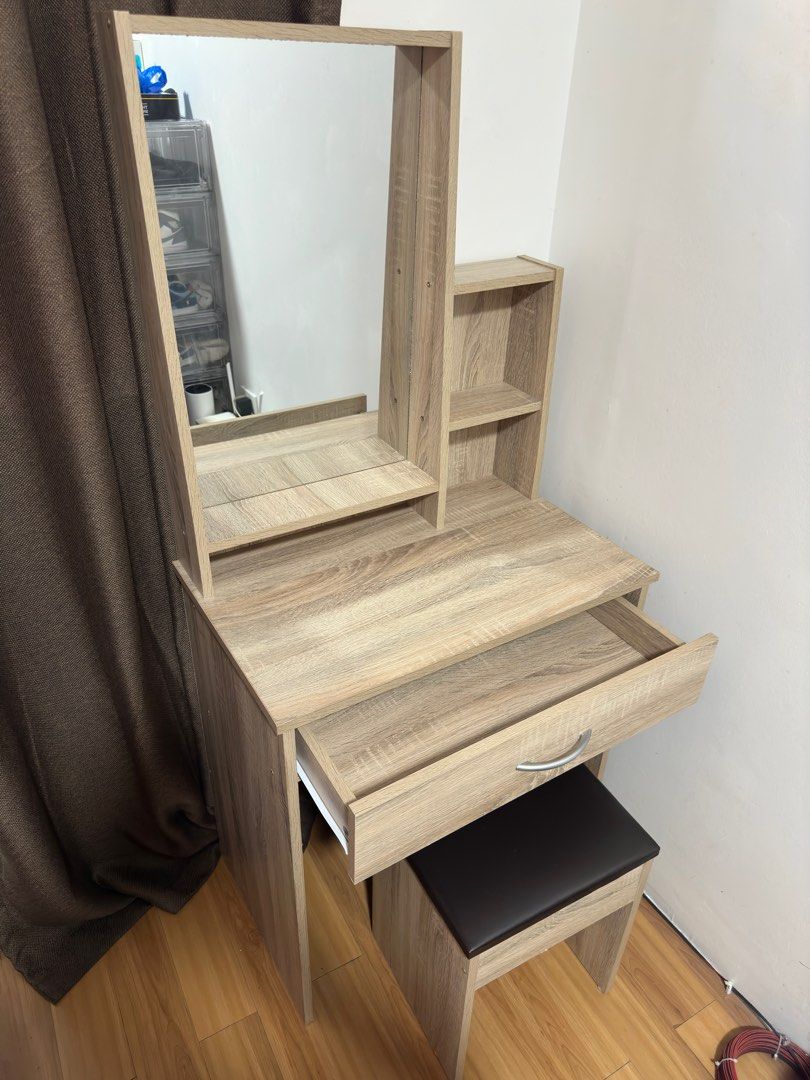 Mandaue Foam Dresser with Stool Almost Brand New, Furniture & Home