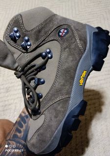 MERREL Eagle 3 Waterproof hiking trail boots