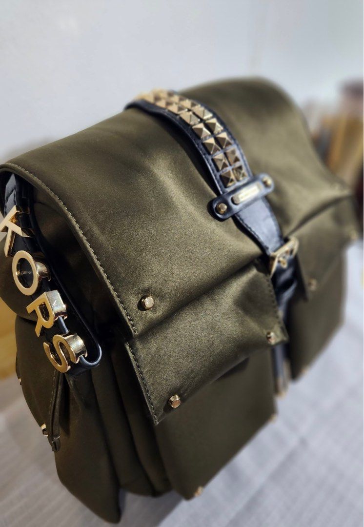 Michael Kors Olivia Studded Backpack Retail Butik Barang Mewah
