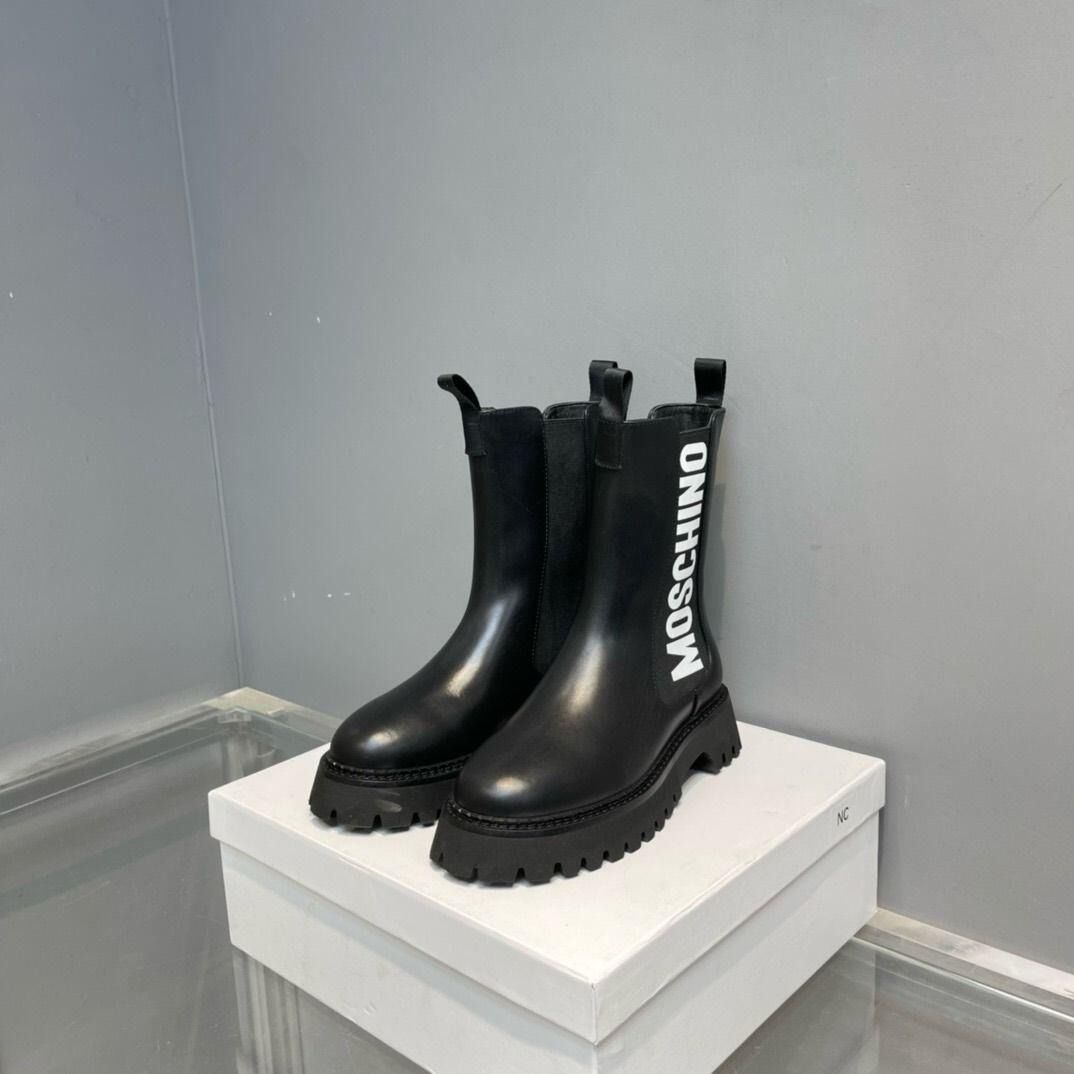Casual chelsea outlet boots