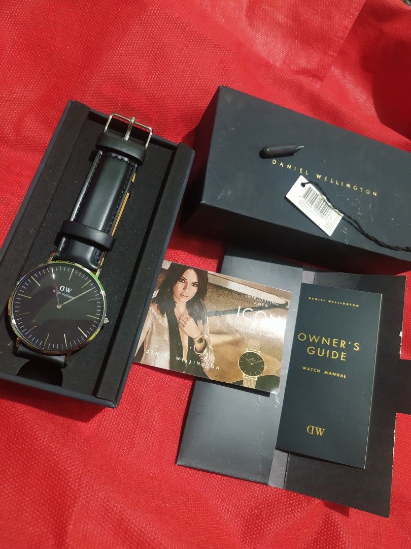 Jenis sales daniel wellington