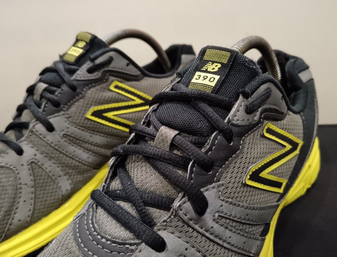 New hotsell balance 390