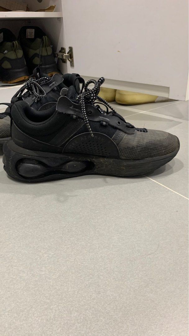 Nike Air max Men s Fashion Footwear Sneakers on Carousell