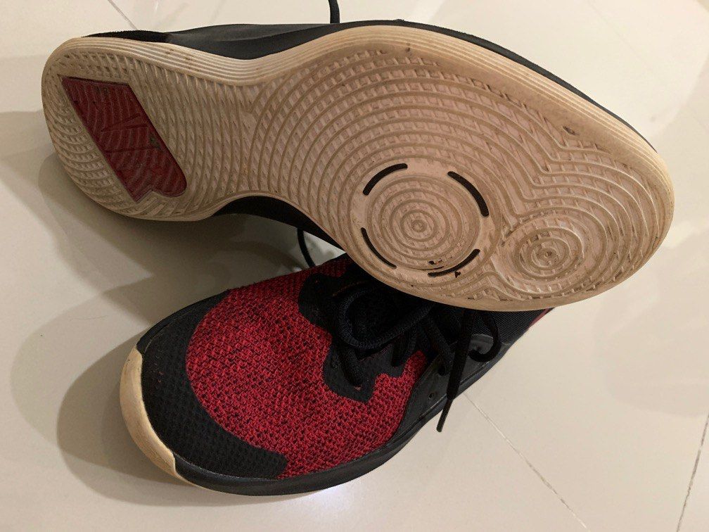 Nike air versatile iii store