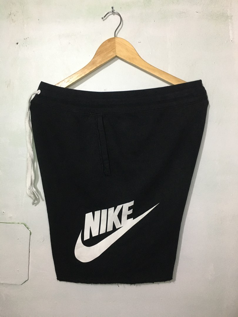 Nike alumni shorts price shop