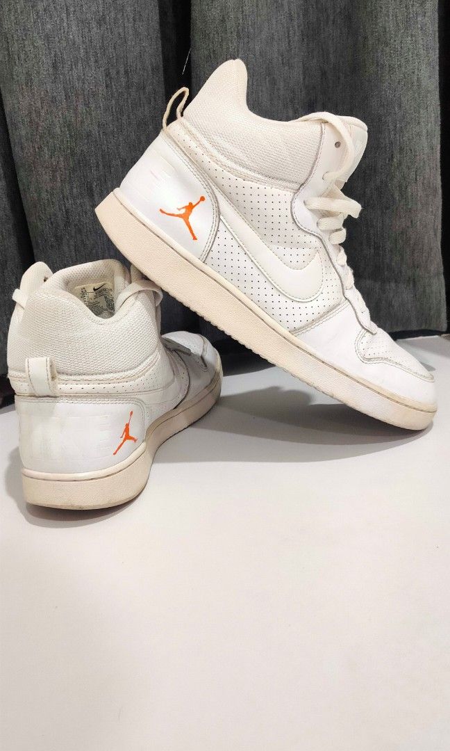 Nike court hotsell borough 43