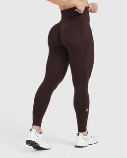 (Category: ) located in . Submitted by sneakersnacker (Listing ID 1282284185, Image 1). Description: .