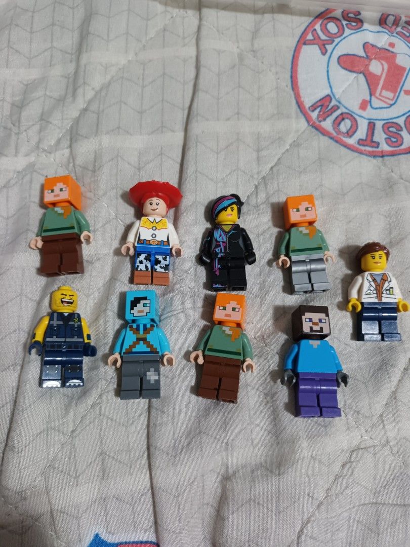 Lego hello neighbor minifigure 2025