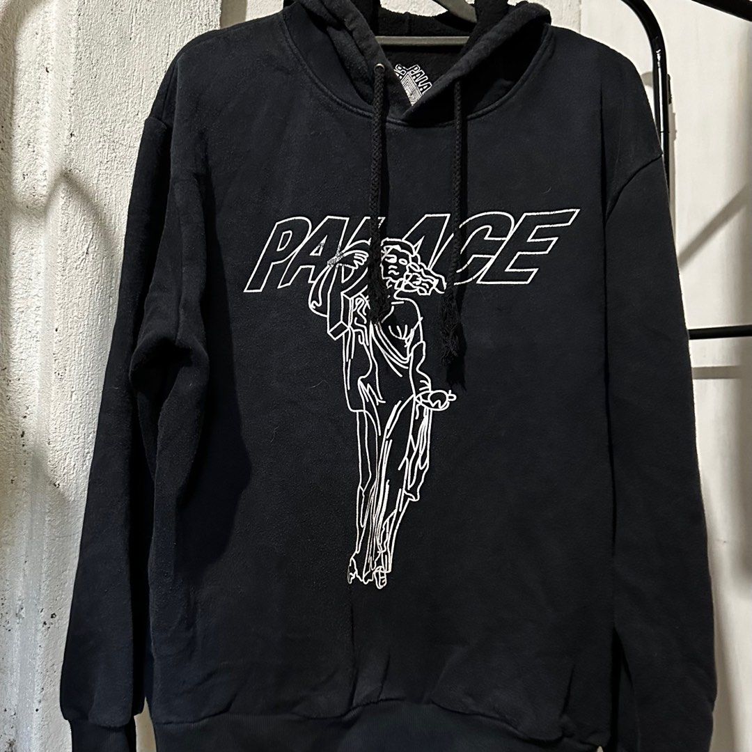 Palace best sale statue hoodie