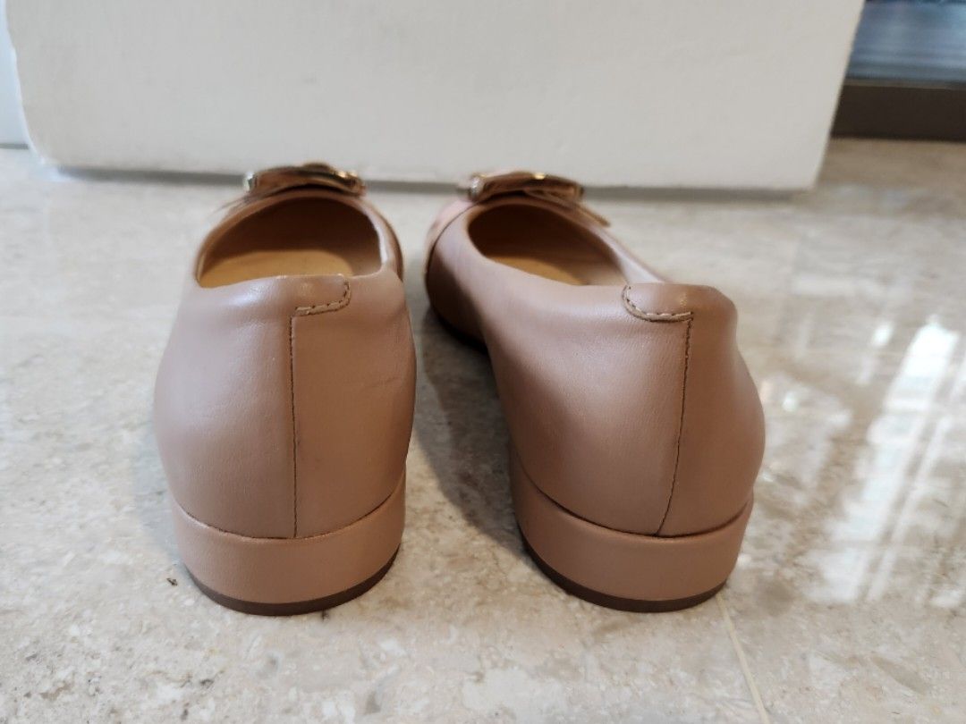 Pink Clarks cushion plus low heels Women s Fashion Footwear