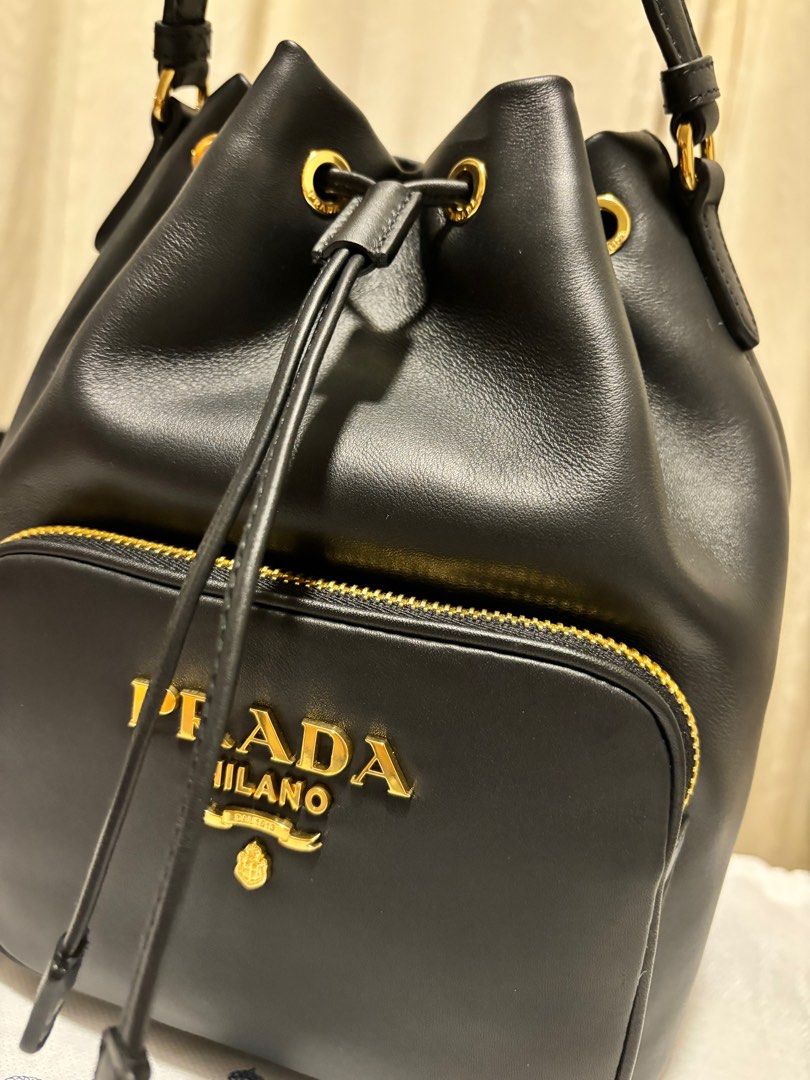 Prada leather bucket bag outlet