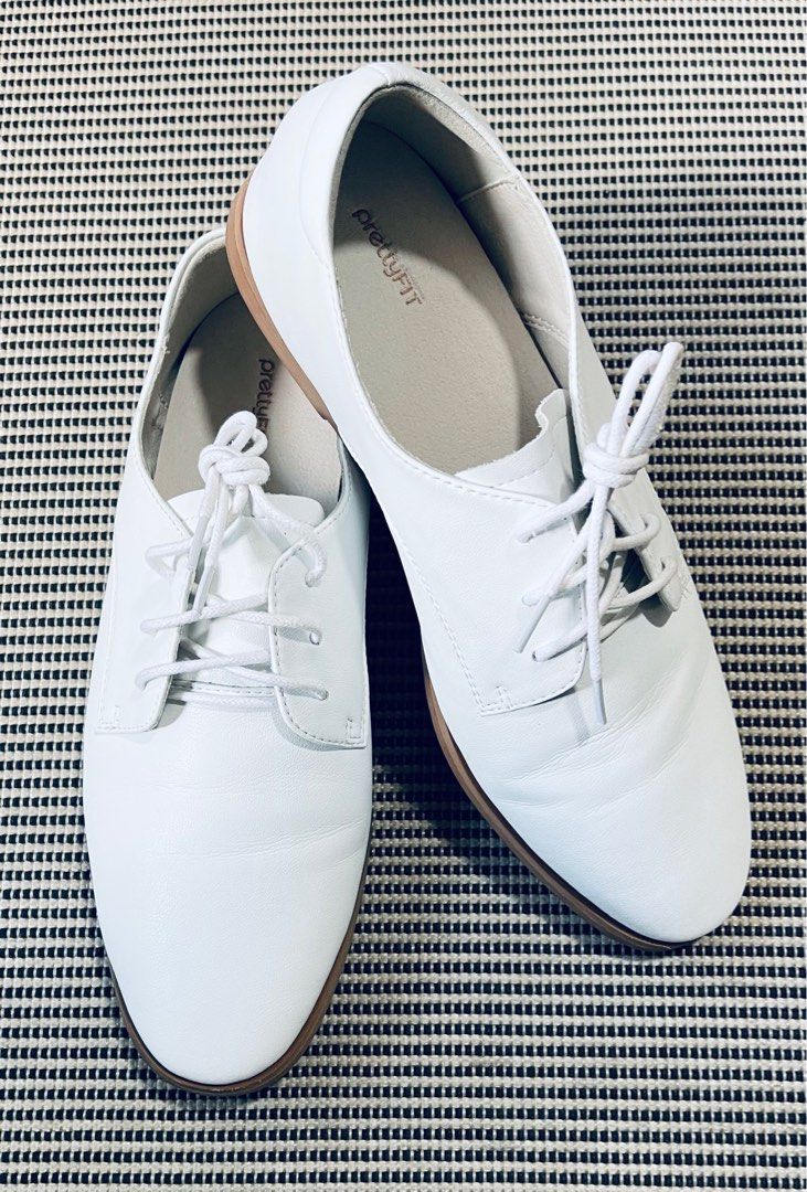 White leather oxford shoes womens 2025