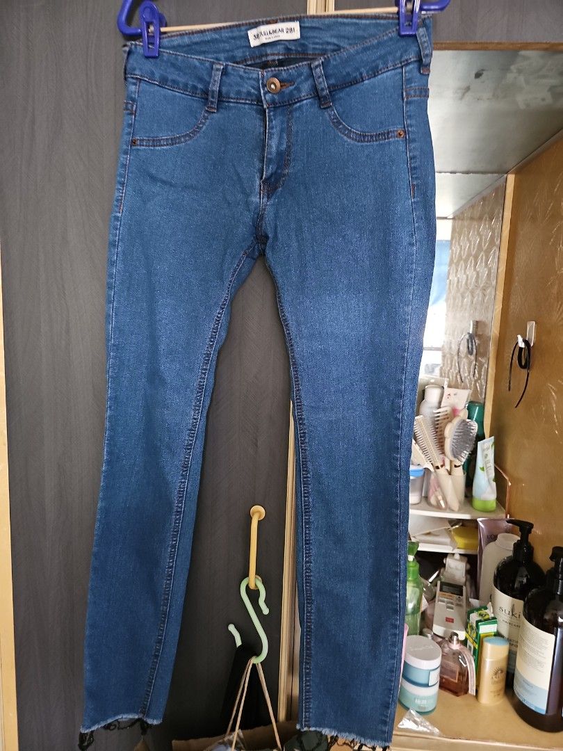 Pull Bear blue skinny jeans Women s Fashion Bottoms Jeans