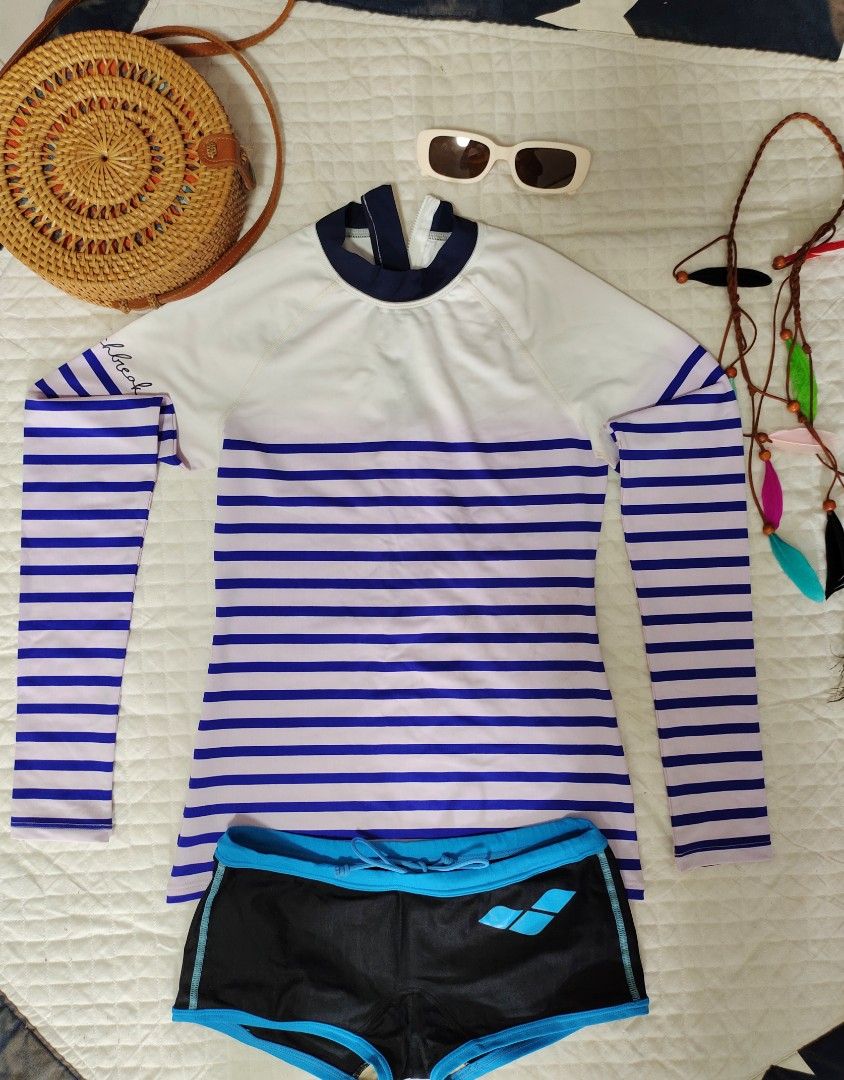Rashguard longsleeve zipback S-M (Category: Activewear) located in Manila. Submitted by leideclutter (Listing ID 1282203404, Image 1). Description: used once ko lang to. In a very good condition and nice fit to small size. RFS: Decluttering.