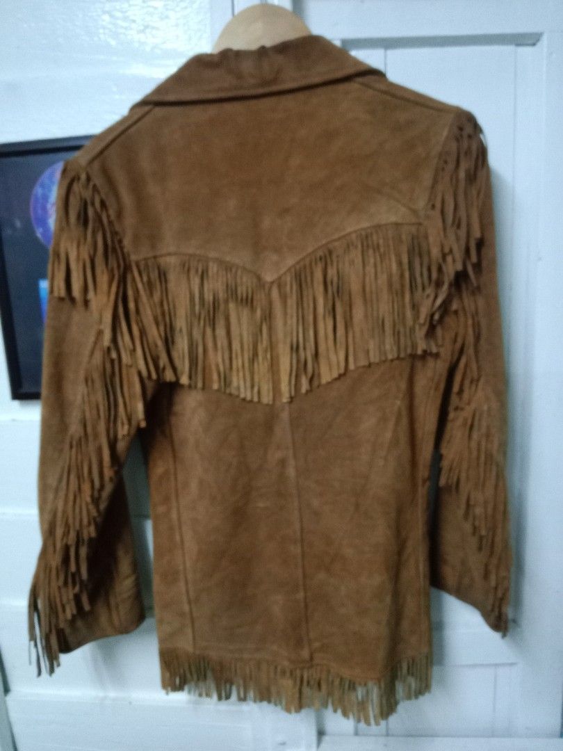 schott jacket (Category: Coats, Jackets and Outerwear) located in Kuala Lumpur. Submitted by johnfadzl66376 (Listing ID 1282329496, Image 2). Description: schott jacket 50s style ..dteal 0173084577.