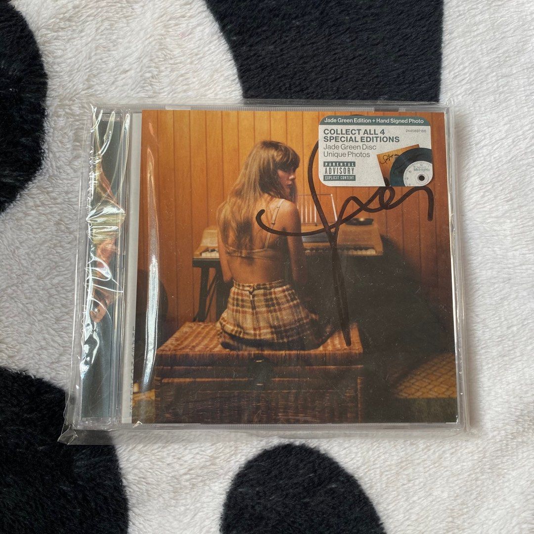 Taylor Swift Midnights Signed Cd (rare), Hobbies & Toys, Music & Media, CDs  & DVDs on Carousell
