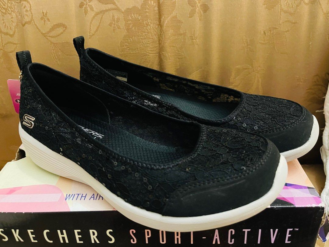 Pretty Skechers US8 to letgo new Women s Fashion Footwear