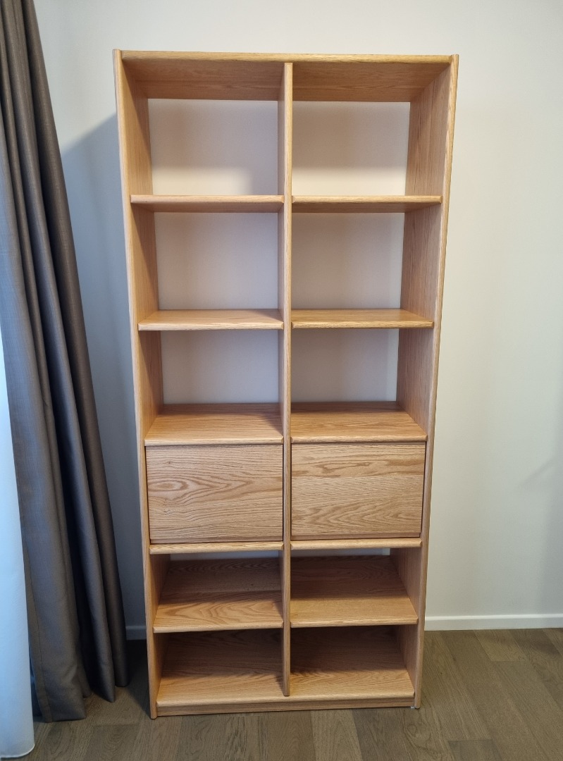 Solid oak bookshelf / book rack / shelving unit, Furniture & Home
