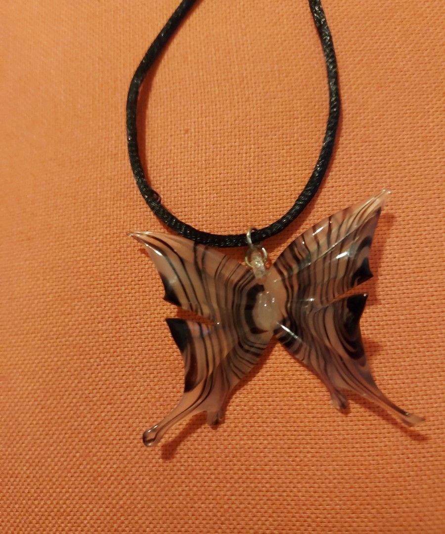 Glass statement clearance necklace