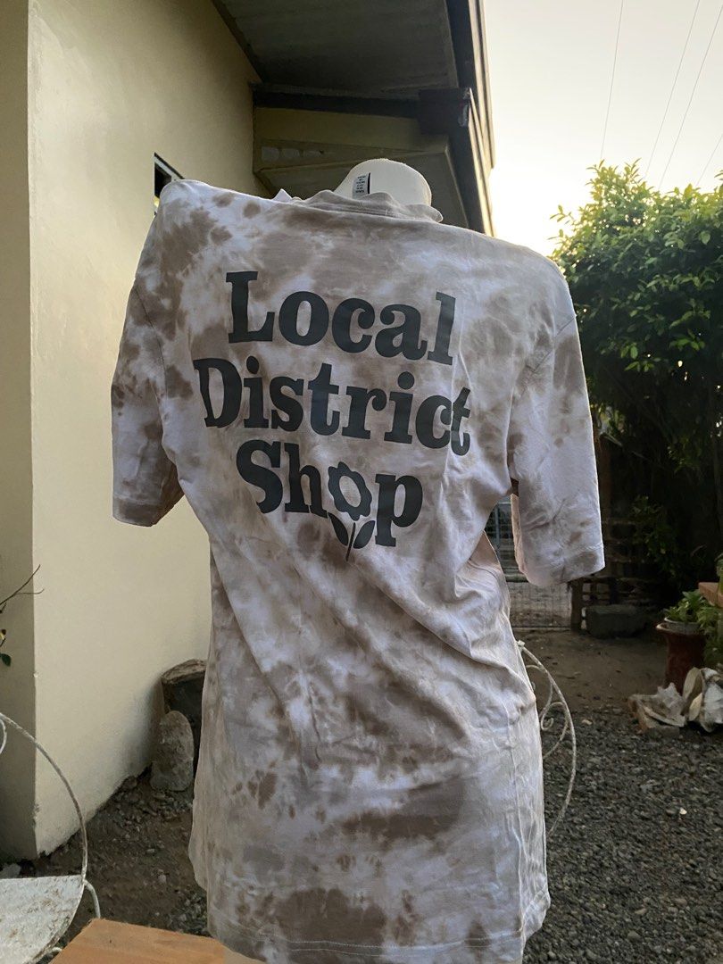 streetwear tee (Category: Tshirts & Polo Shirts ) located in Dinalupihan. Submitted by 6ickomode (Listing ID 1282246652, Image 1). Description: helping tags: oversized graphic tee .