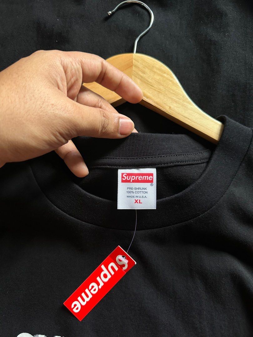Supreme hotsell tee tag