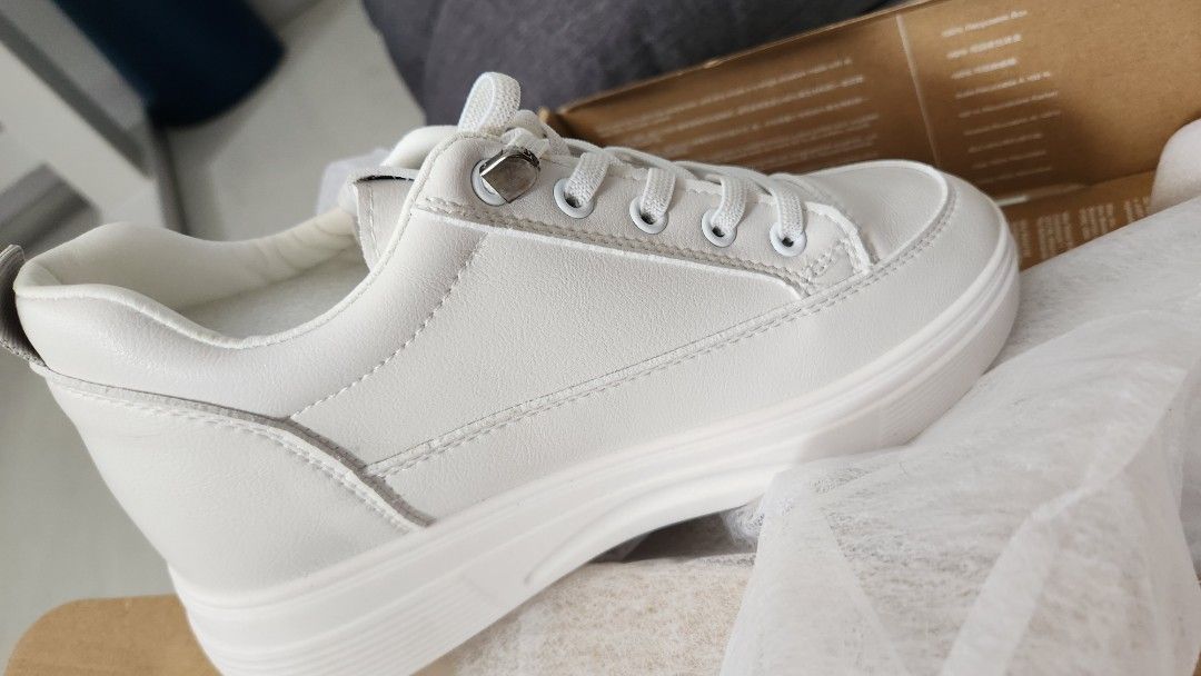 Thick platform white shoes