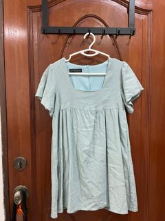 (Category: ) located in . Submitted by Grace.Wardrobe (Listing ID 1282299802, Image 1). Description: .