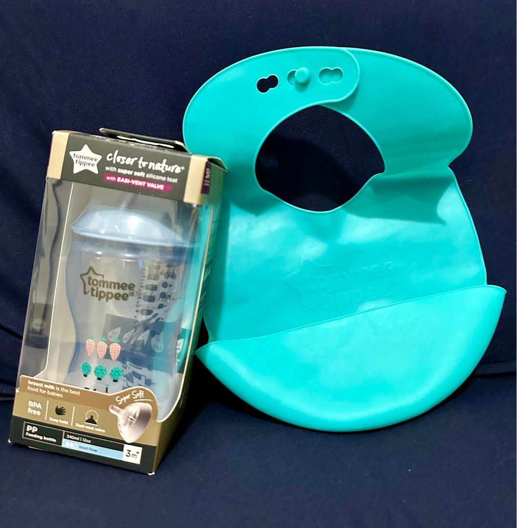Tommee Tippee bottle and Bib (Category: Breastfeeding & Bottle Feeding) located in Angeles City. Submitted by aleigh (Listing ID 1282189007, Image 1). Description: Brand new Tommee Tippee feeding bottle 340 ml/12oz nipple: 3m+ Preloved Tommee Tippee Bib color: teal green.