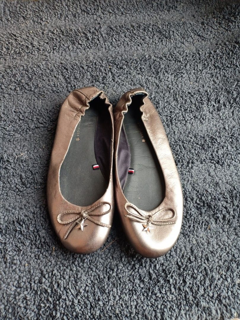 Tommy hilfiger 2025 doll shoes