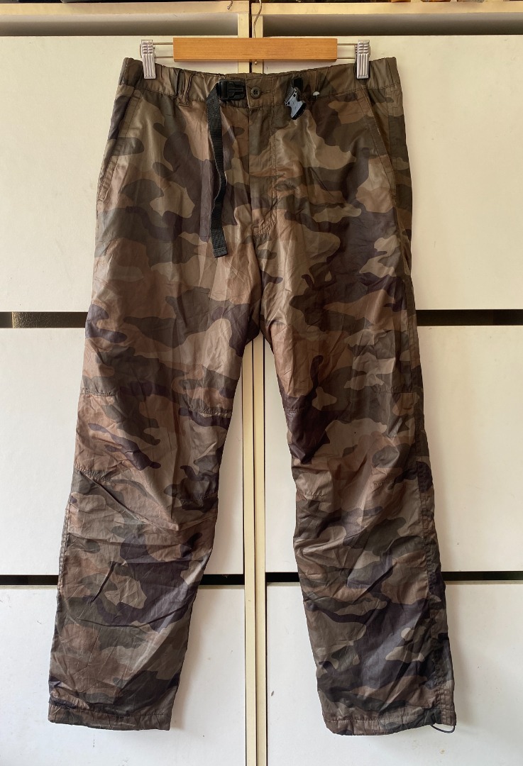 UNIQLO CAMO NYLON OUTDOOR UNISEX PANTS Women s Fashion Bottoms