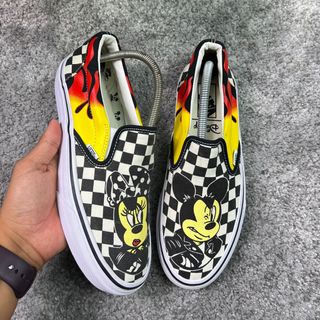 Harga vans mickey mouse 2018 clearance