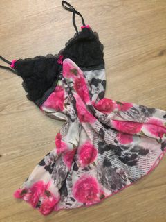 (Category: ) located in . Submitted by shopdesdemona (Listing ID 1282371913, Image 1). Description: .