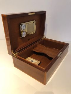 （分類：）位於 。 由 d54321 提交（商品編號 1282391597，圖片 1）。簡介： 。