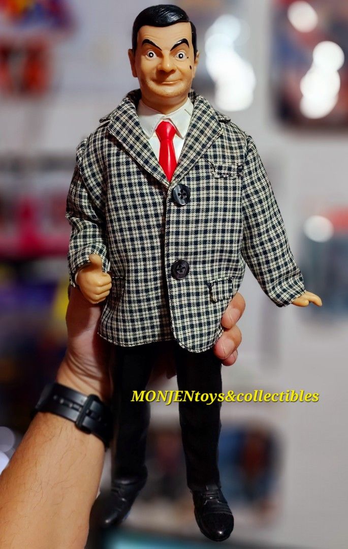 Vintage MR. BEAN ㊗️ (Category: Figurines & Statues) located in Pasay City. Submitted by monjentoysandcollectibles (Listing ID 1282248621, Image 1). Description: Vintage MR. BEAN (Rowan Atkinson) 13" tall vinyl (clothed) from JAPAN ㊗️ Condition: very good excellent 👍 Price: 4800 only 🇵🇭 (rare hard to find) GH/PASAY pickup 📍 Or shipping or lalamoves ✈️🛵 WAZE: MONJEN toys and collectibles Location: PASAY CITY 🌐 MOP: BDO / GCash 1st to pay gets
