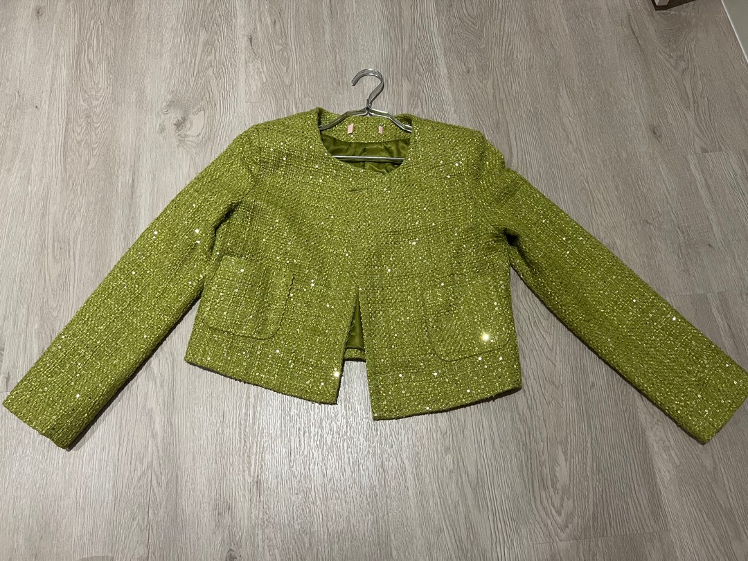 Women Coat Fashion Chanel style Size M Women s Fashion Coats