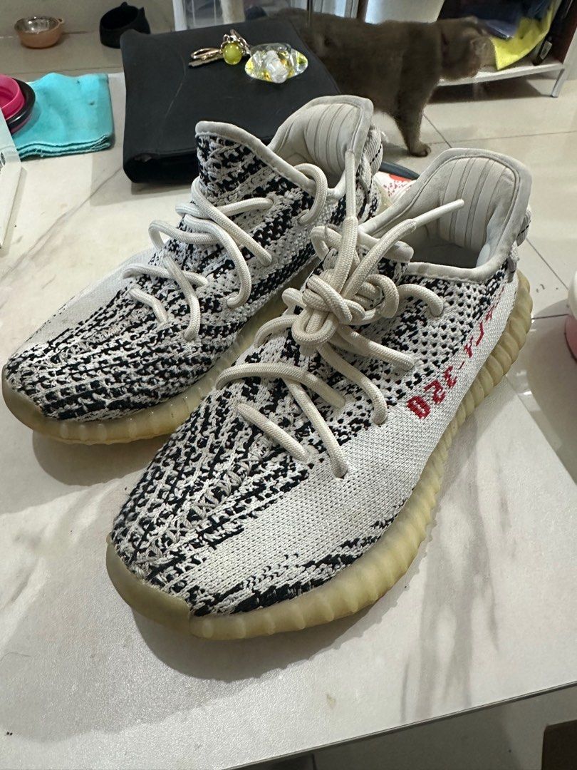 Womens zebra yeezys 2025