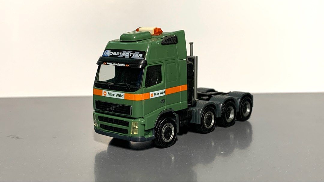 1/87 Herpa Volvo heavy-duty truck cab/ MAX WILD